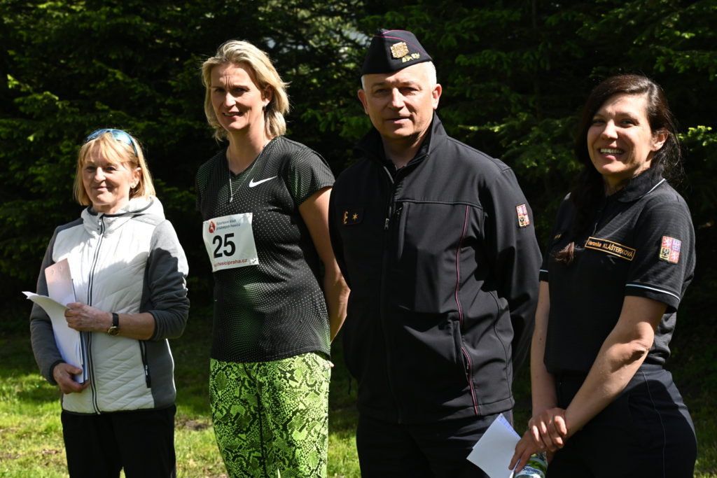 Sprortovní klub praských hasièù poøádal 14. roèník bìhu v délce trati 5,2 a 10 km pro bývalé i aktivní èleny  a pøísluníky JPO HZS ÈR, GØ HZS ÈR a JPO SDH z celé republiky. Èestným hostem závodu byla Barbora potáková.