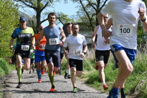 Sprortovní klub praských hasièù poøádal 14. roèník bìhu v délce trati 5,2 a 10 km pro bývalé i aktivní èleny  a pøísluníky JPO HZS ÈR, GØ HZS ÈR a JPO SDH z celé republiky. Èestným hostem závodu byla Barbora potáková.