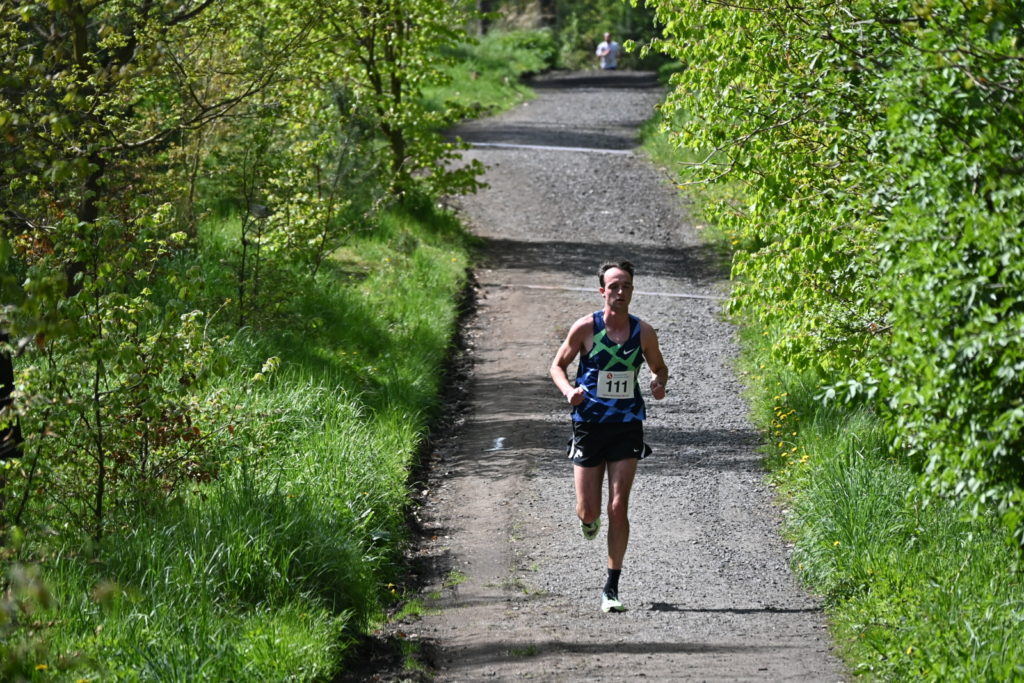 Sprortovní klub praských hasièù poøádal 14. roèník bìhu v délce trati 5,2 a 10 km pro bývalé i aktivní èleny  a pøísluníky JPO HZS ÈR, GØ HZS ÈR a JPO SDH z celé republiky. Èestným hostem závodu byla Barbora potáková.