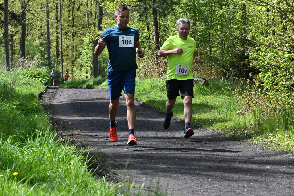 Sprortovní klub praských hasièù poøádal 14. roèník bìhu v délce trati 5,2 a 10 km pro bývalé i aktivní èleny  a pøísluníky JPO HZS ÈR, GØ HZS ÈR a JPO SDH z celé republiky. Èestným hostem závodu byla Barbora potáková.