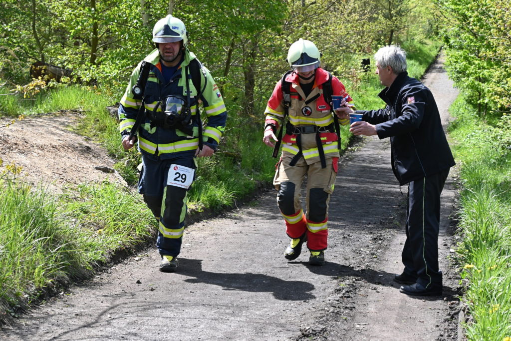 Sprortovní klub praských hasièù poøádal 14. roèník bìhu v délce trati 5,2 a 10 km pro bývalé i aktivní èleny  a pøísluníky JPO HZS ÈR, GØ HZS ÈR a JPO SDH z celé republiky. Èestným hostem závodu byla Barbora potáková.