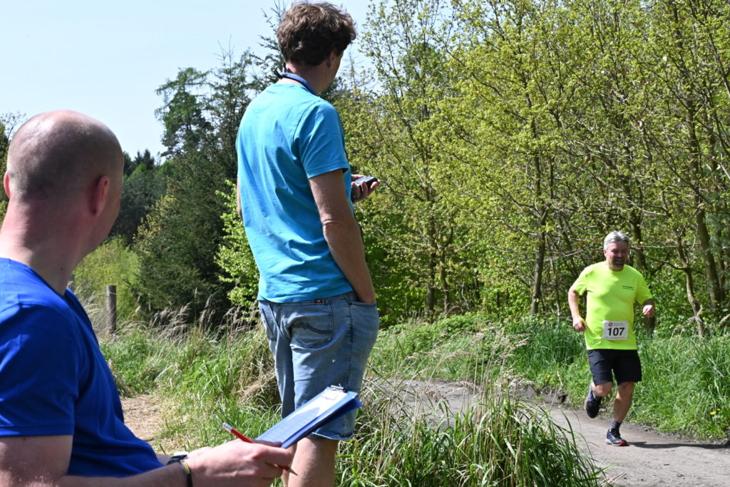 Sprortovní klub praských hasièù poøádal 14. roèník bìhu v délce trati 5,2 a 10 km pro bývalé i aktivní èleny  a pøísluníky JPO HZS ÈR, GØ HZS ÈR a JPO SDH z celé republiky. Èestným hostem závodu byla Barbora potáková.