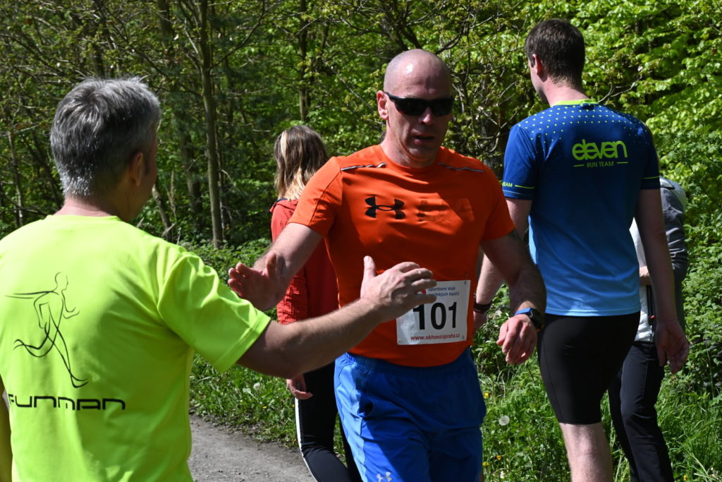 Sprortovní klub praských hasièù poøádal 14. roèník bìhu v délce trati 5,2 a 10 km pro bývalé i aktivní èleny  a pøísluníky JPO HZS ÈR, GØ HZS ÈR a JPO SDH z celé republiky. Èestným hostem závodu byla Barbora potáková.